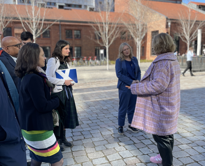 Gillian Martin schottische Ministerin zu Besuch auf dem EUREF-Campus Berlin