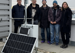 Das Team "Digital Services" der Technologiestiftung Berlin und die Kiezbox 2.0
